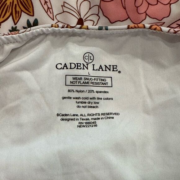 NWT Caden Lane Women's Ruffled One Piece Swimsuit Boho Floral Size L - Picture 4 of 8